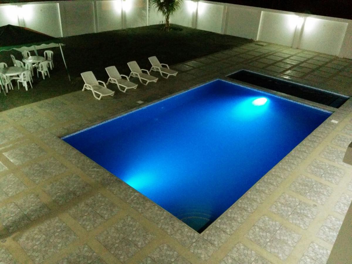 Manta Airport Hotel Екстериор снимка